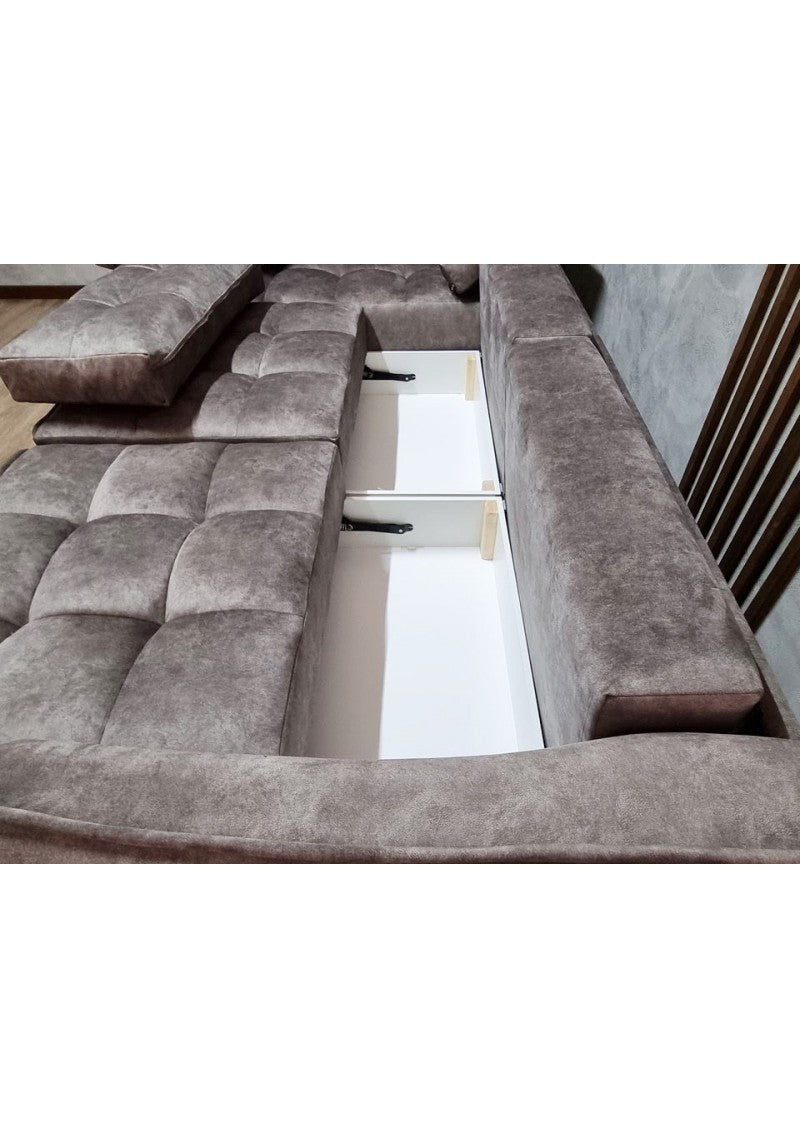 JAMISON SECTIONAL SOFA